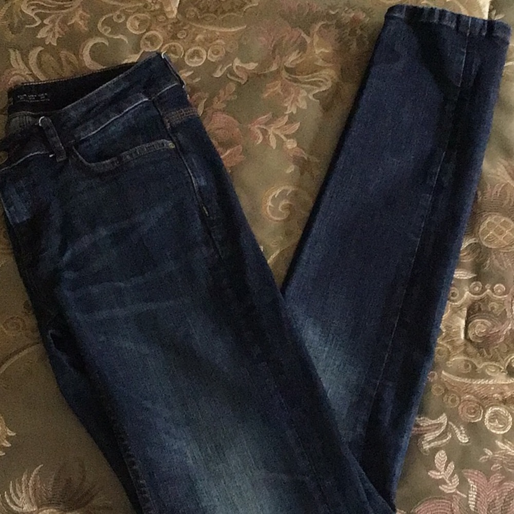 Jeans - Picture 9 of 11